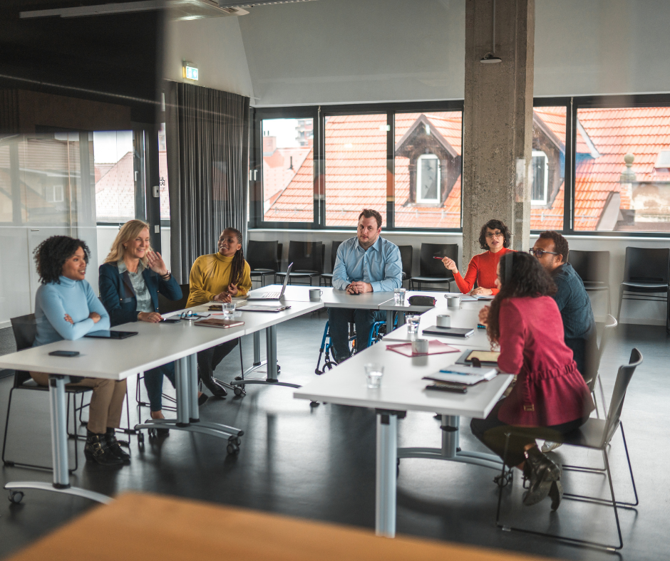 u-shaped meeting room